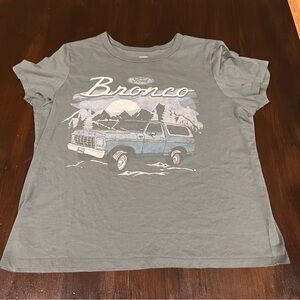 Ford Bronco women’s T-Shirt in Green